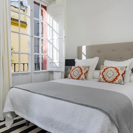 Genteel Galera Apartment