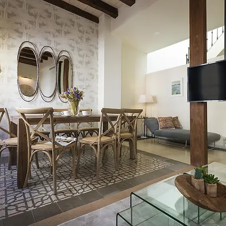 Genteel Galera Apartment