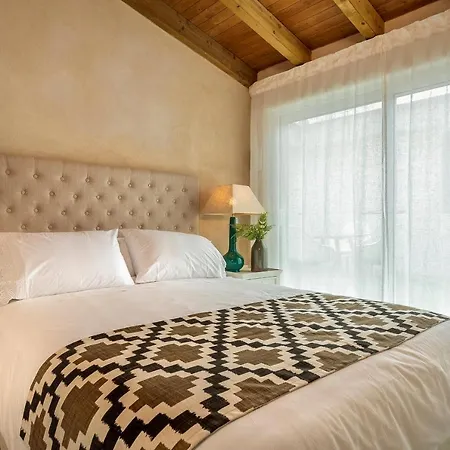 Genteel Galera Apartment
