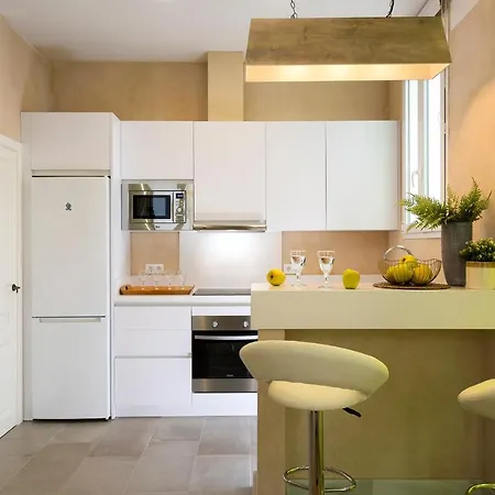 Genteel Galera Apartment